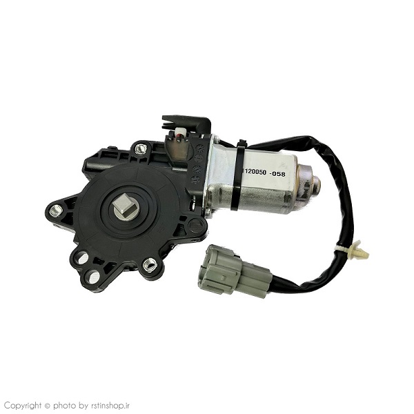 موتور شیشه بالا بر جلو راست ماکسیما (تایوان)